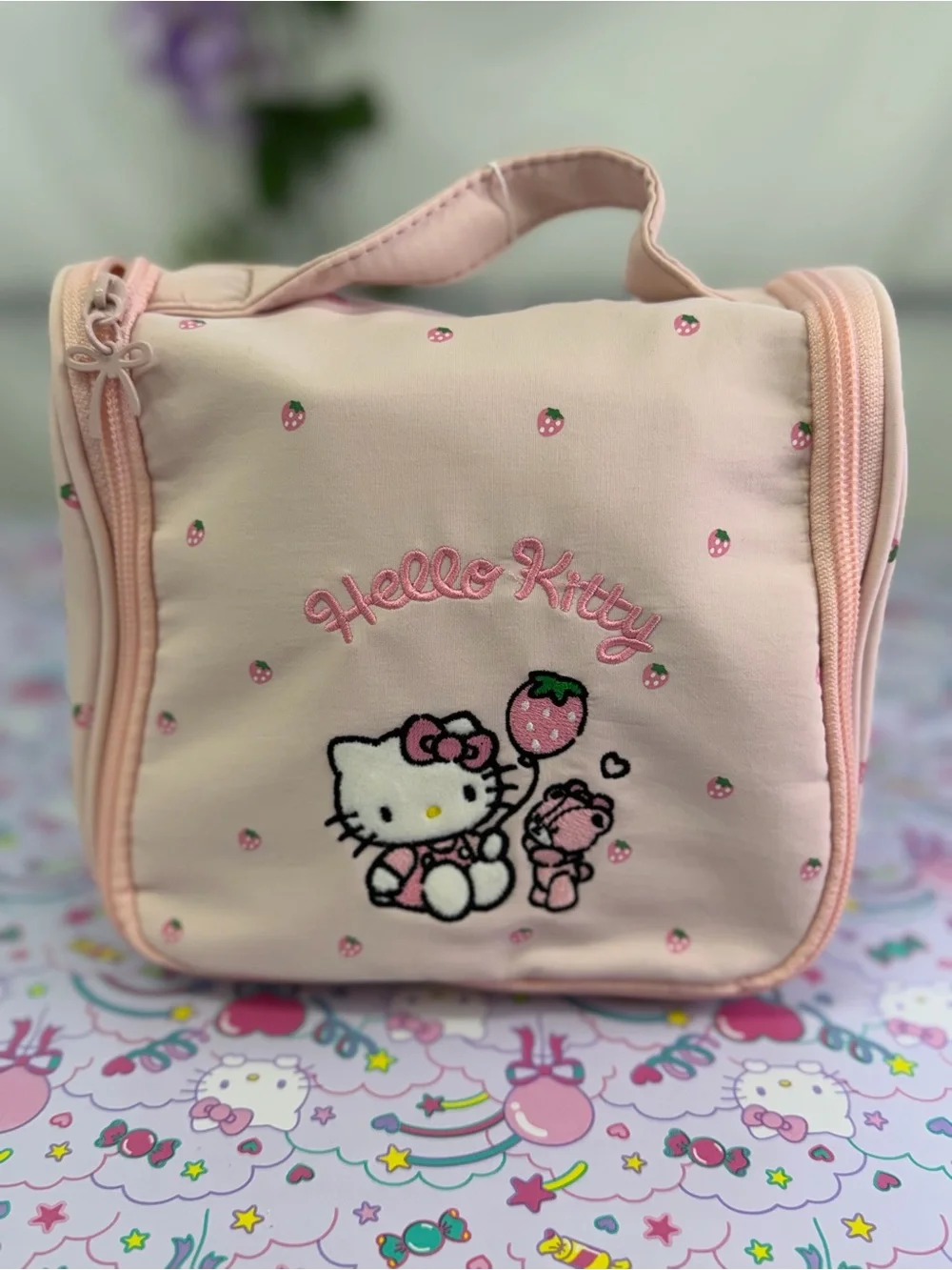 Hello Kitty secures carrying